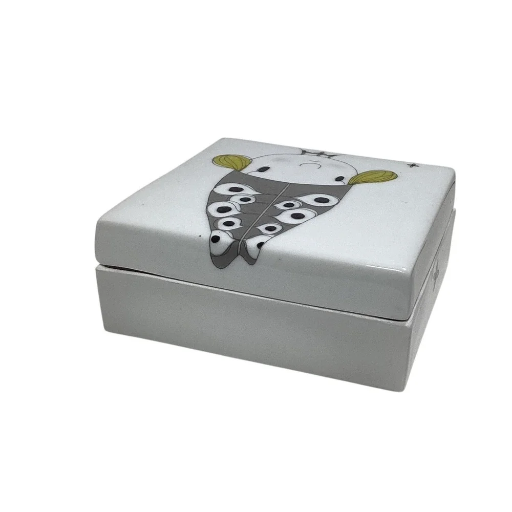 Tozai Home Chiratorn Chirapravati Palais de Baan Mor Ceramic Trinket Box 4x4x2
